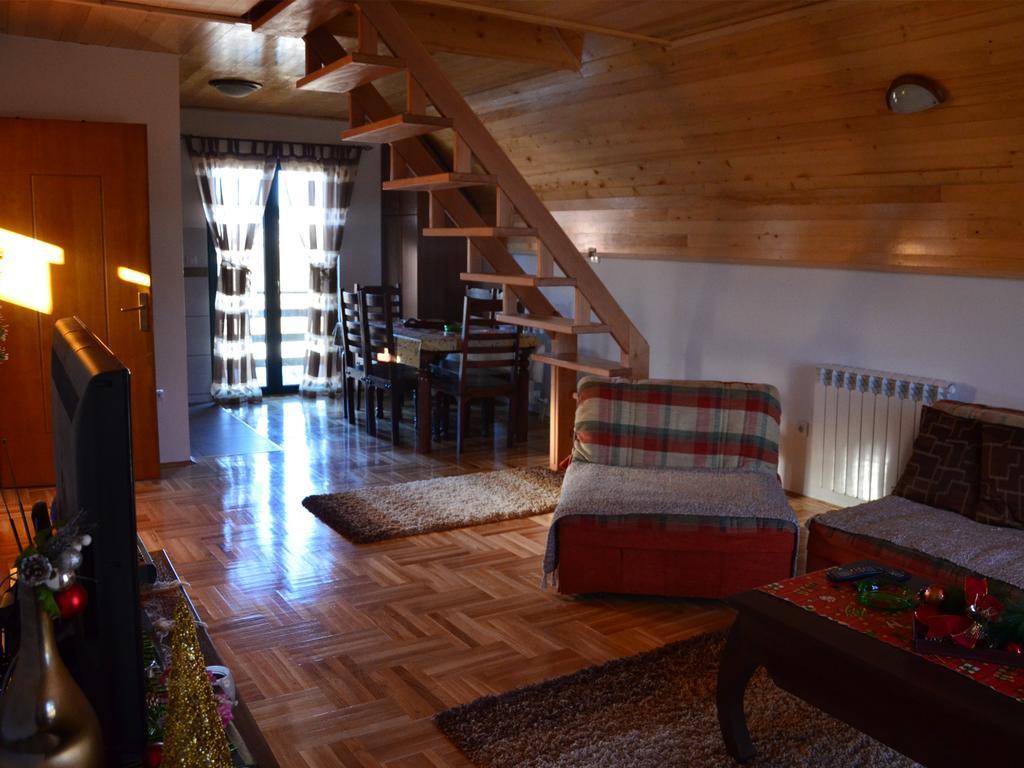 Family Apartments Žabljak Rom bilde