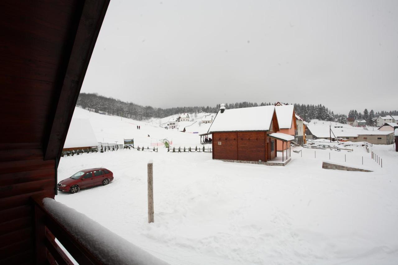 Family Apartments Žabljak Eksteriør bilde